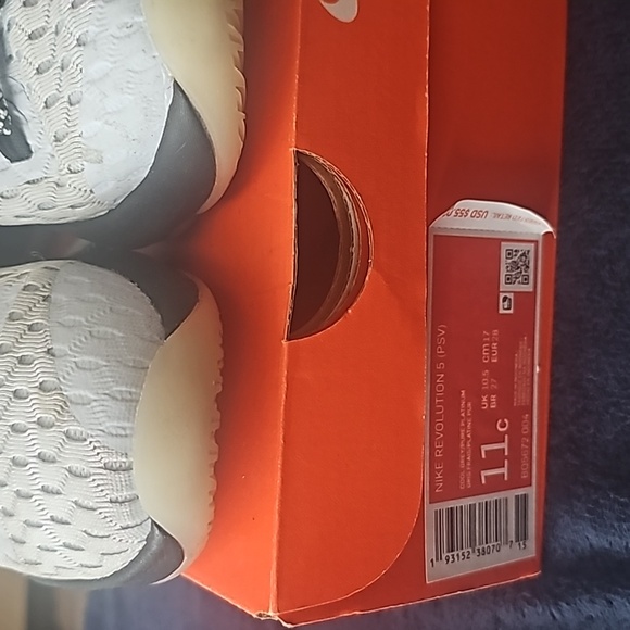 Nike Revolution 5 11c - Picture 2 of 5